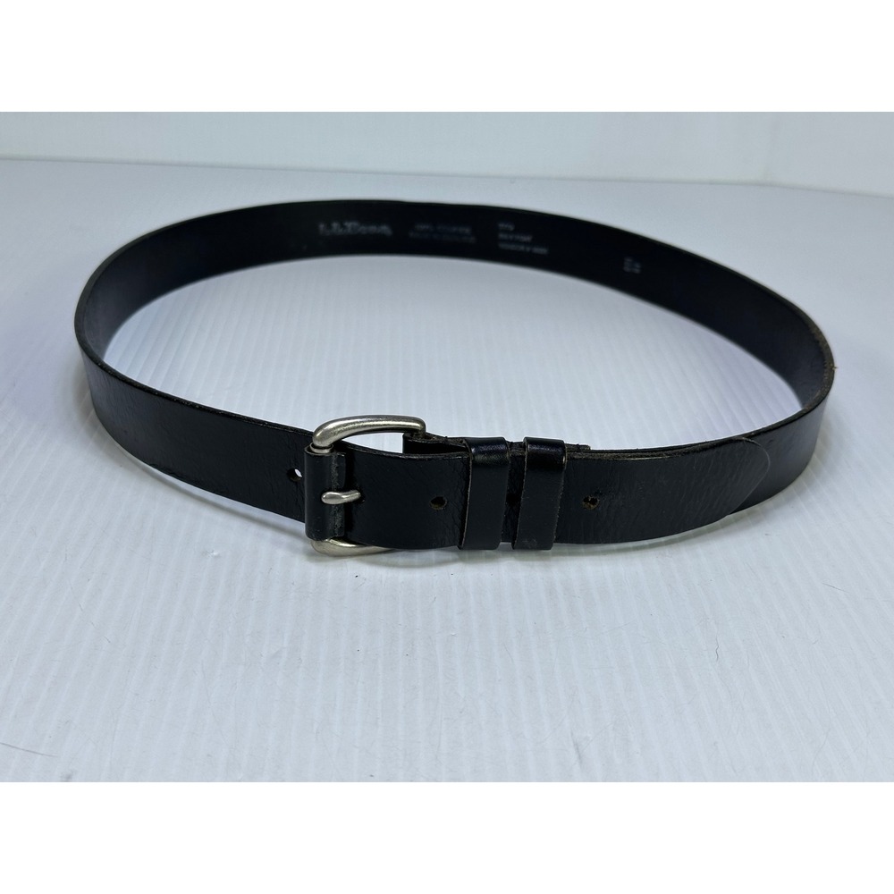 Vintage LL Bean Mens Black Leather Belt Made in England Size 40 Cowhide T773